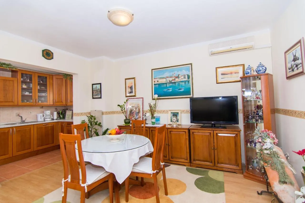 Apartment Mm Trogir