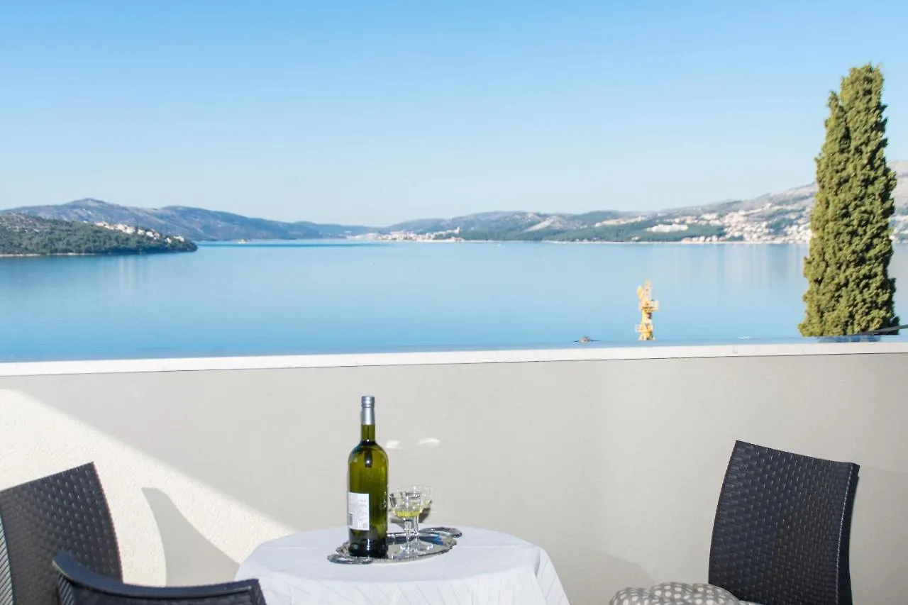 Apartment Mm Trogir
